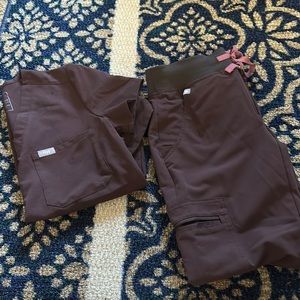 Figs Scrub set in Espresso